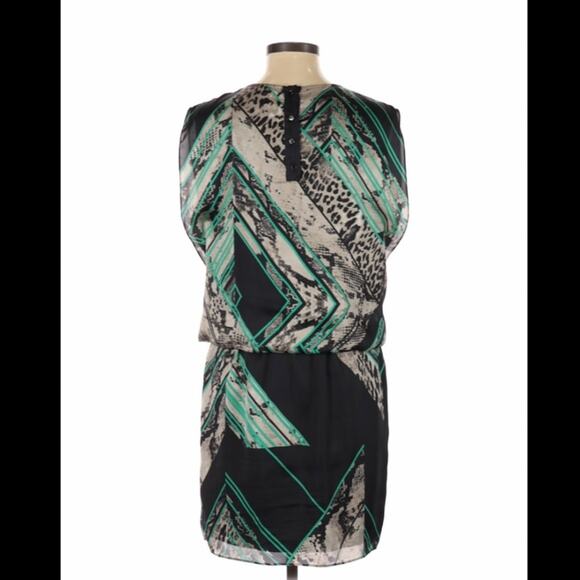 Kenneth Cole New York geometric leopard and snake patterned dress, size 6 - Picture 2 of 13